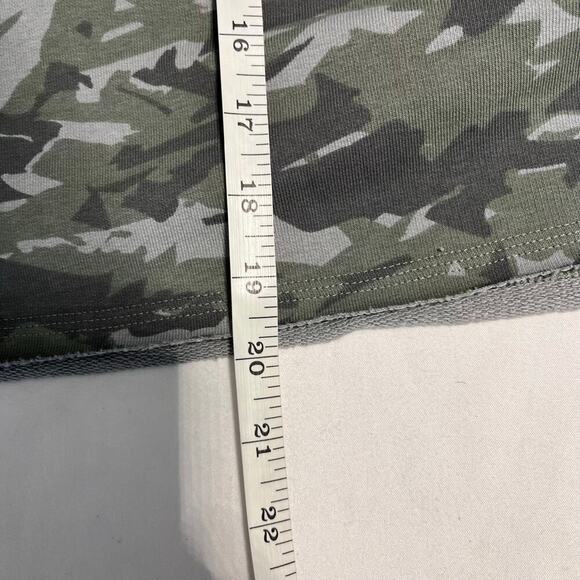 gymshark legacy short sleeve crop hoodie in legacy green men's size xL - Picture 3 of 8